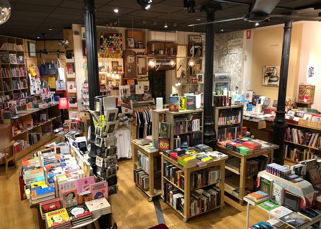 Galeria de imagens Conceder LIVRARIA 1